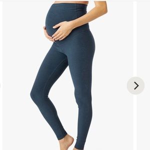 Beyond Yoga “Spacedye Love the Bump” Midi Maternity Legging